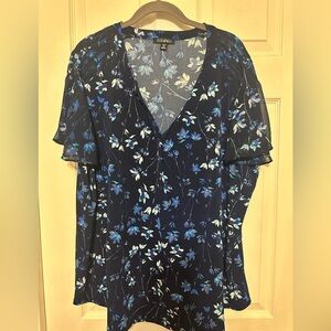 Roz & Ali Blue flowery Blouse